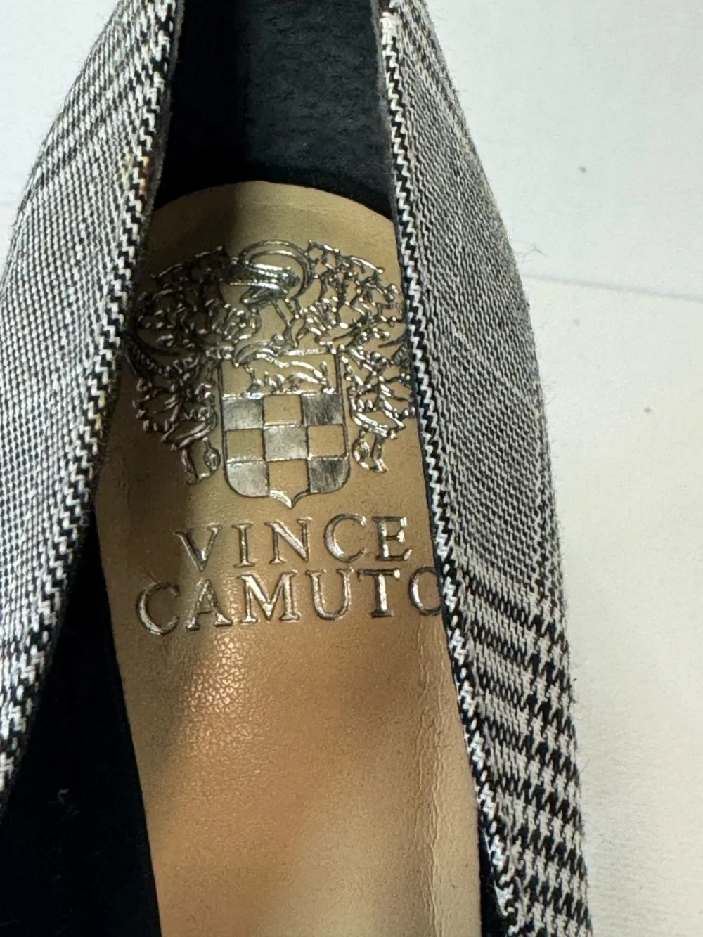 Vince Camuto Plaid Block Heel Pumps Size 6.5 Black White Glen Plaid Pointed Toe